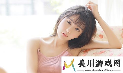 两峰夹小溪地湿又无泥诗